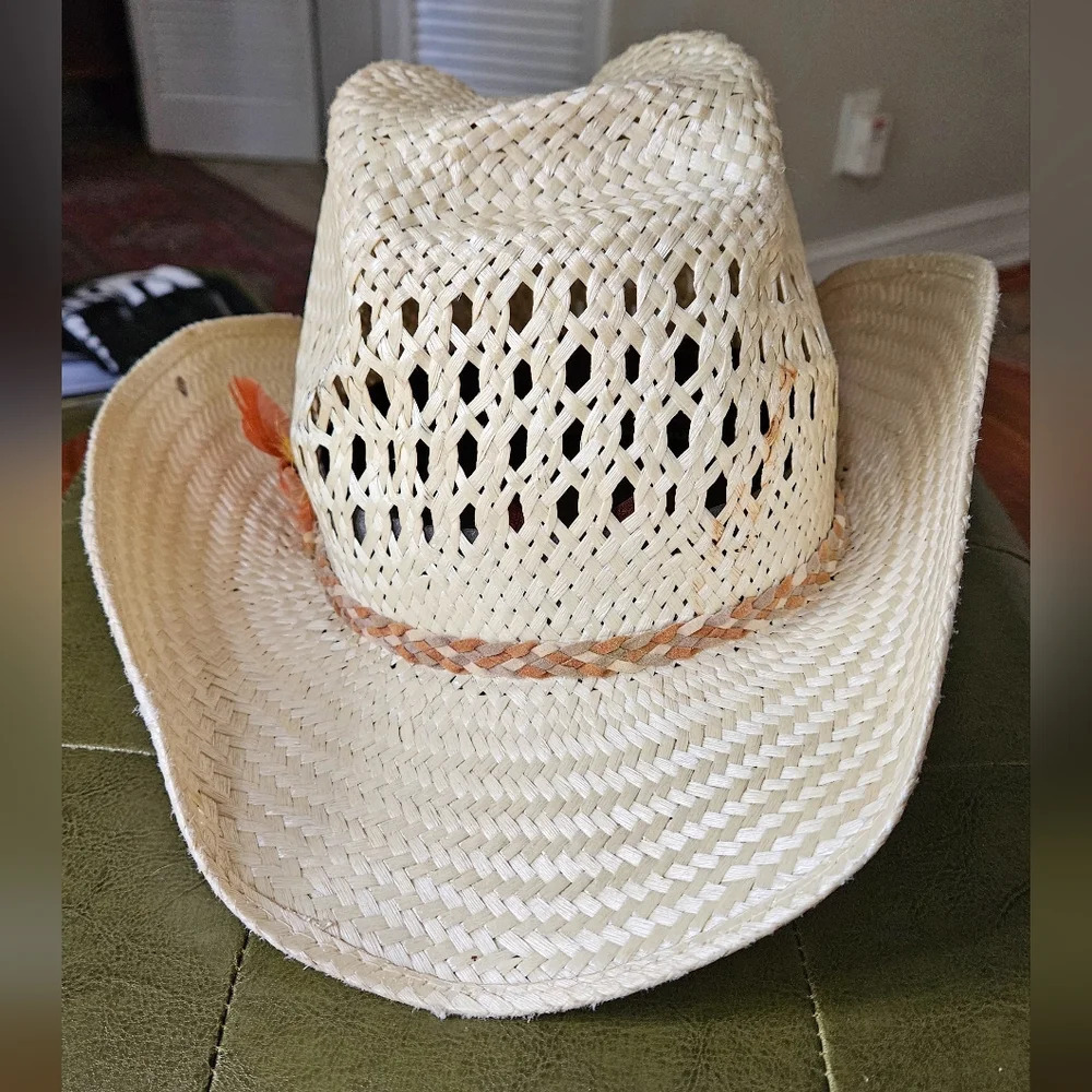 BAILEY U-Rollit straw western cowboy hat with feather. - Picture 4 of 9